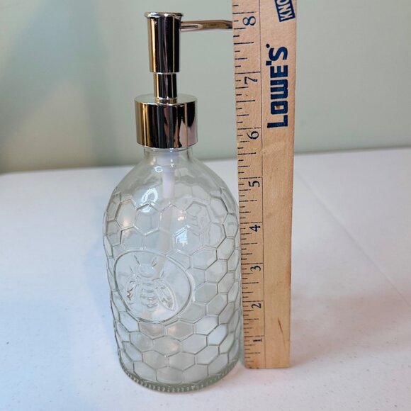 Honeycomb Pattern Glass Soap Dispenser With Bee Design - Bee Soap Dispenser - Picture 4 of 6